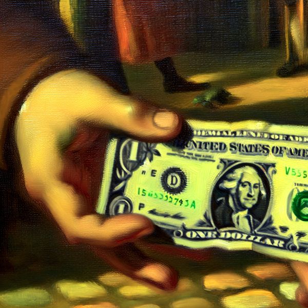 Één-dollarbiljet in hand: realistisch schilderij van contant geld in alledaags straatbeeld Hand houdt een verfrommeld één-dollarbiljet vast met zichtbare details van groene inkt en veiligheidskenmerken, gevonden op een straat met kasseien